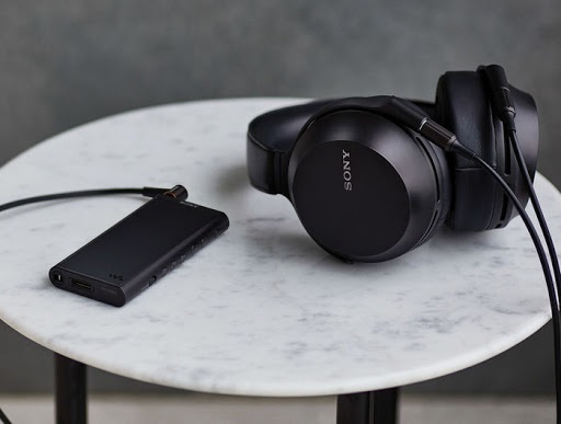 Sony MDR-Z7M2