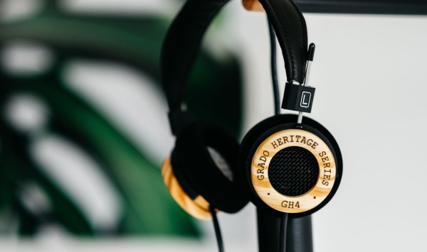 Grado GH4 Limited Edition Norwegian Pine wood